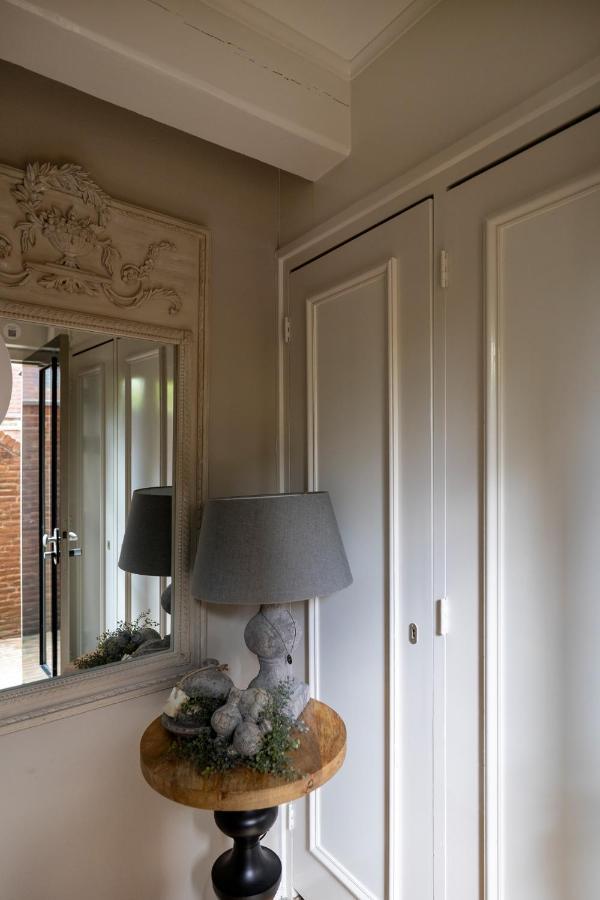 Heritage 17Th Century City Apartment Monsieur Philippe Leeuwarden Esterno foto