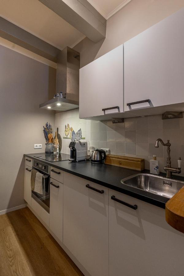 Heritage 17Th Century City Apartment Monsieur Philippe Leeuwarden Esterno foto