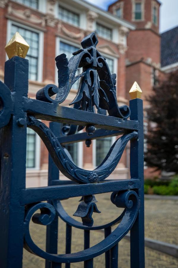 Heritage 17Th Century City Apartment Monsieur Philippe Leeuwarden Esterno foto